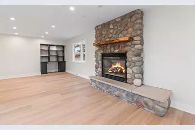 N56W36792  Cherokee Rd, Oconomowoc, WI 53066 - Photo 31