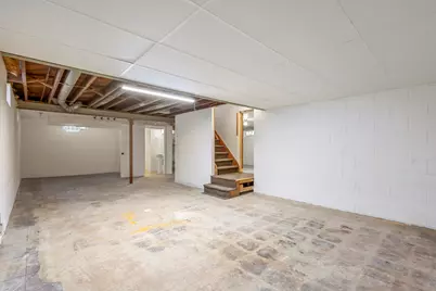 2240 W Lawn Ave, Milwaukee, WI 53209 - Photo 21