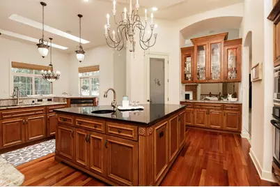 1600 E Juniper Way, Hartland, WI 53029 - Photo 9