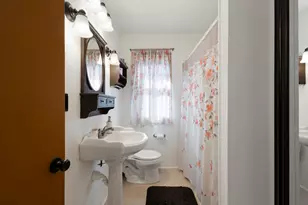 5837 N 71st St, Milwaukee, WI 53218 - Photo 7