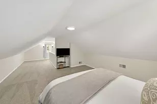 320 S Honey Creek Dr, Milwaukee, WI 53214 - Photo 19