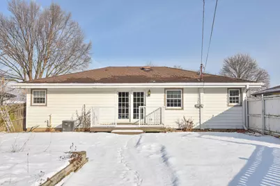2431 E Dale Ave, Cudahy, WI 53110 - Photo 23
