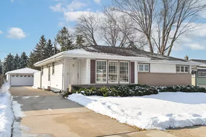 2431 E Dale Ave, Cudahy, WI 53110 - Photo 25