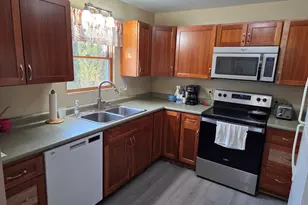 524 Herman St, Delavan, WI 53115 - Photo 9