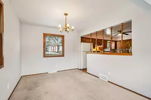 12700 W Needham Dr, New Berlin, WI 53151 - Photo 7