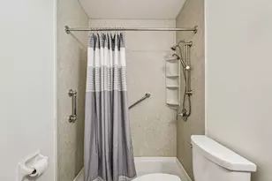 12700 W Needham Dr, New Berlin, WI 53151 - Photo 17