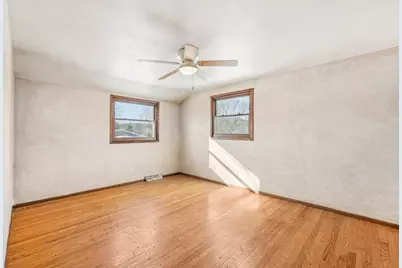 12700 W Needham Dr, New Berlin, WI 53151 - Photo 23