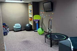 W144N10772 Lincoln Dr, Germantown, WI 53022 - Photo 21