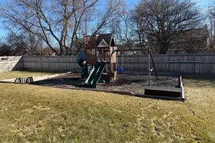 W144N10772 Lincoln Dr, Germantown, WI 53022 - Photo 25