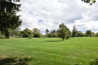 N94W17842  Appleton Ave, Menomonee Falls, WI 53051 - Photo 15