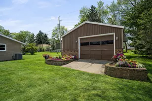 4300 Waterford Dr, Racine, WI 53185 - Photo 11