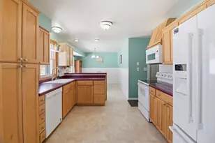 1324 N 13th Ave, West Bend, WI 53090 - Photo 3