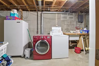 1324 N 13th Ave, West Bend, WI 53090 - Photo 15