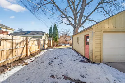 713  West Lawn Ave, Racine, WI 53405 - Photo 21