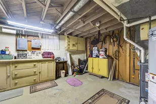 713 W Lawn Ave, Racine, WI 53405 - Photo 27