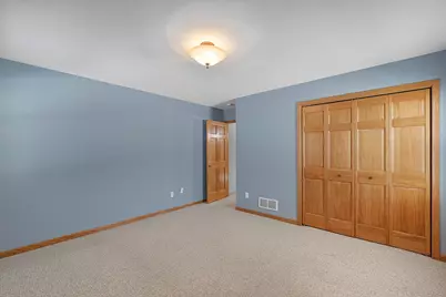 1960  Foxcroft Ln, Waukesha, WI 53189 - Photo 23