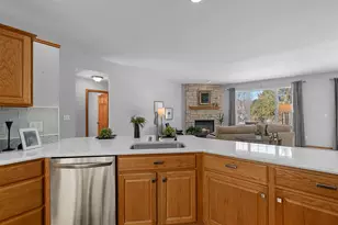 1960 Foxcroft Ln, Waukesha, WI 53189 - Photo 15