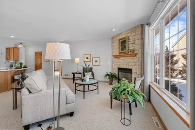 1960  Foxcroft Ln, Waukesha, WI 53189 - Photo 3