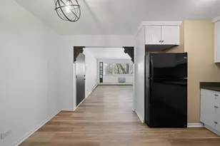 245 Country Club Dr, Lake Geneva, WI 53147 - Photo 5