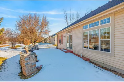 3838 E Stargrass Ln, Oak Creek, WI 53154 - Photo 7