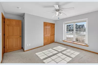 3838 E Stargrass Ln, Oak Creek, WI 53154 - Photo 19