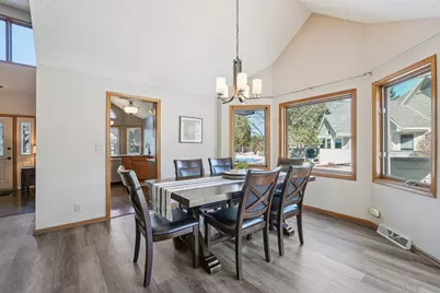 N21W24045  Garden Cir #F, Pewaukee, WI 53072 - Photo 21