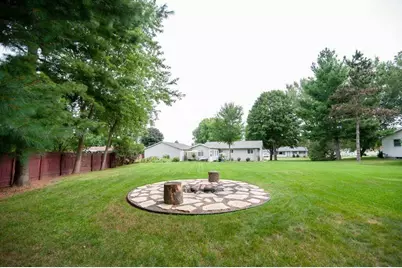 W8321  Homestead Pl, Onalaska, WI 54650 - Photo 3