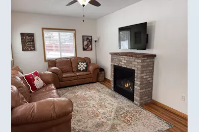 W8321  Homestead Pl, Onalaska, WI 54650 - Photo 5