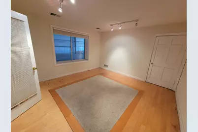 505 S Nathan Ln #4B, Elkhorn, WI 53121 - Photo 5