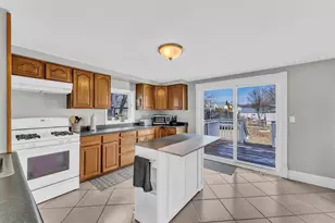 550 Gifford St, Genoa City, WI 53128 - Photo 11