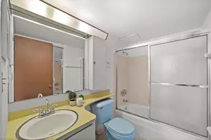 1707 N Prospect Ave, Milwaukee, WI 53202 - Photo 15