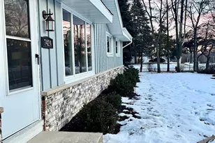 7424 S Chapel Dr, Oak Creek, WI 53154 - Photo 3