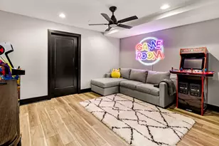 W290N4646 Cold Water Creek, Delafield, WI 53029 - Photo 23