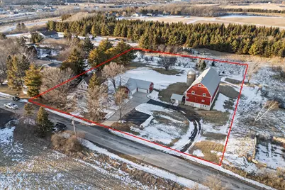 1050-1052  Arrowhead Rd, Grafton, WI 53024 - Photo 55