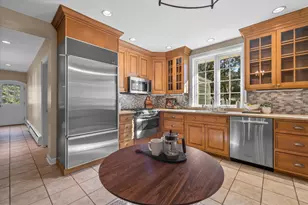 9421 N Lake Dr, Bayside, WI 53217 - Photo 11