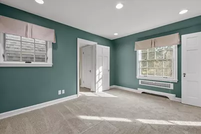 9421 N Lake Dr, Bayside, WI 53217 - Photo 25