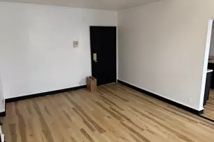 915 N 24th St, Milwaukee, WI 53233 - Photo 15