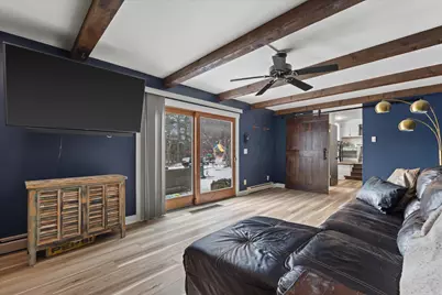 18765  Le Chateau Dr, Brookfield, WI 53045 - Photo 9