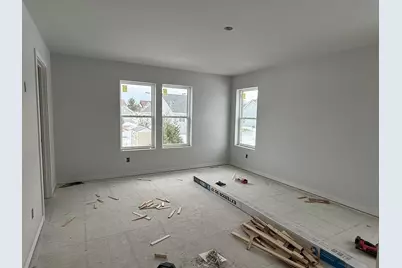 1499  Patton Dr, Hartford, WI 53027 - Photo 9