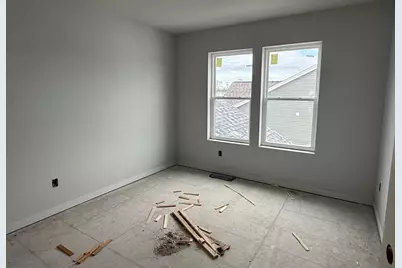 1499  Patton Dr, Hartford, WI 53027 - Photo 7