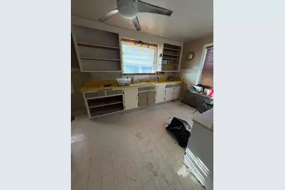 3543 S 17th St, Milwaukee, WI 53221 - Photo 5