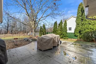 7245 S Hillendale Dr, Franklin, WI 53132 - Photo 47