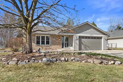 7245 S Hillendale Dr, Franklin, WI 53132 - Photo 55