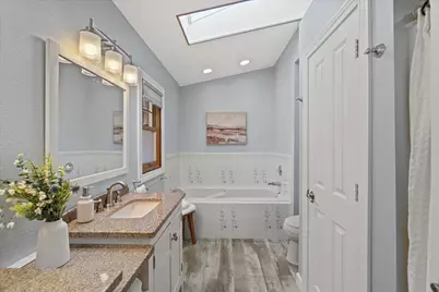 7245 S Hillendale Dr, Franklin, WI 53132 - Photo 27