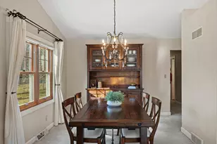 7245 S Hillendale Dr, Franklin, WI 53132 - Photo 11