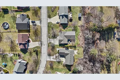 7245 S Hillendale Dr, Franklin, WI 53132 - Photo 43