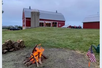 1052  Arrowhead Rd, Grafton, WI 53024 - Photo 61