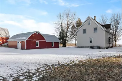 1052  Arrowhead Rd, Grafton, WI 53024 - Photo 43