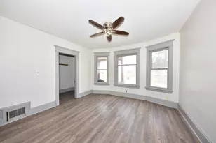 3413 W Vine St, Milwaukee, WI 53208 - Photo 5