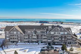 4 Gas Light Dr, Racine, WI 53403 - Photo 5